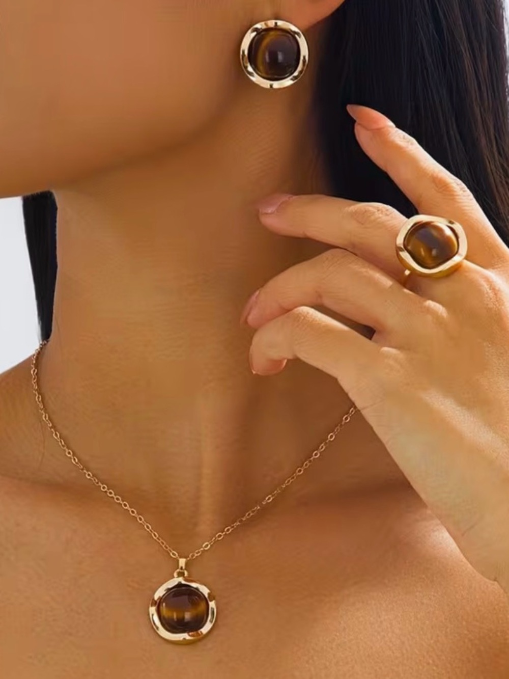 Gold-Tone Brown Glass Pendant Necklace, Earrings & Ring Set